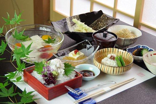 Gion Uemori